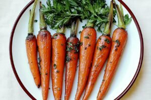 Whole Roasted Carrots Recipe for a Flavorful Side Dish